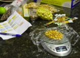 Weighing out food according to calorie allowance