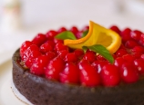 Dark chocolate raspberry dessert