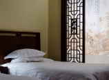 Yinfeng Hotel bedroom