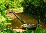 Pulsating fountain