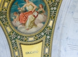 Detail on supporting wall: Educatio