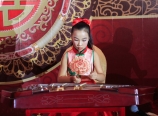 Yangqin performance