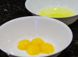 Separated eggs yolks for ladyfingers