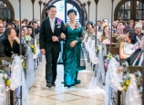 Walking Yan's mom