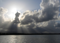 Light Rays over the Ocean