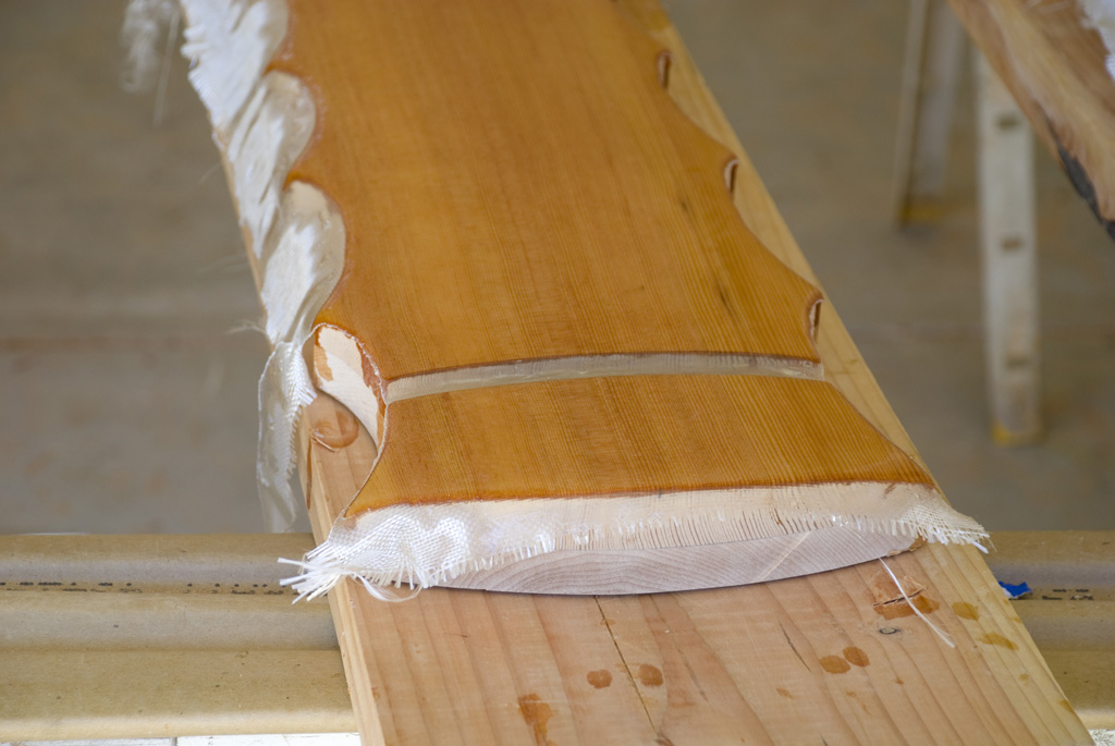 Applying the guqin coating